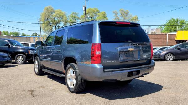 2008 CHEVROLET SUBURBAN LTZ, solo 145.000, este vehículo funciona excelente - $8.995 (Columbia Heights)63481492724353123