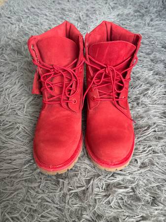 Red Timberlands 1