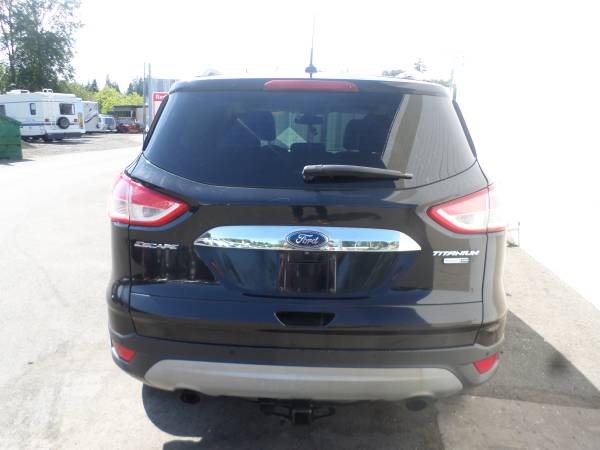 4WD* 2014  FORD  ESCAPE - Titanium* AUTOMATIC,4 CYLINDER) - $6,590 (EVERETT)63470612978433123