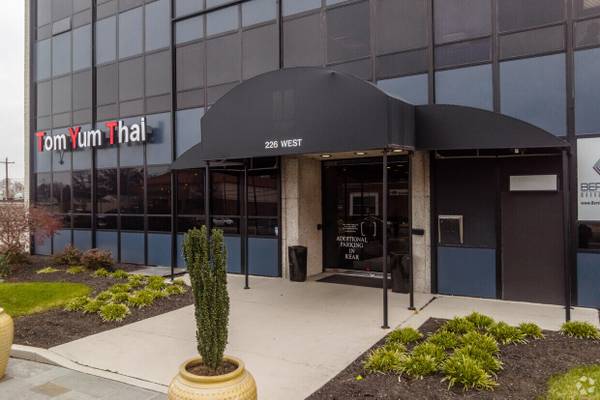 1 ποΈ Modern Building. Great Location. Move-In Ready. 1