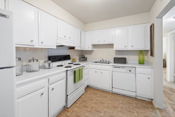 $1,099 / 2br - 1260ft2 - Westbury Harbour No application fee (St Matthews)64008828542466123