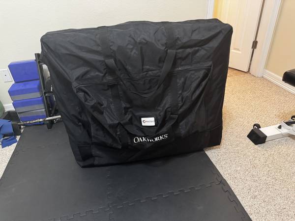 therapy / massage table 1