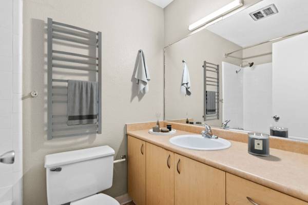 Studio for Pre-Lease | Cozy Vibes & Outdoor Patio Retreat 🌼 1