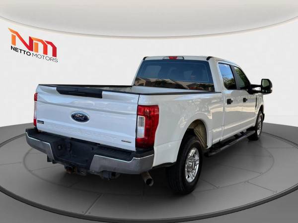 2017 Ford F250 Super Duty - Photo 5