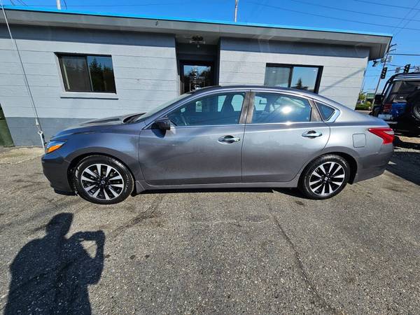 2018 Nissan Altima 2.5 SV 1N4AL3AP6JC256819 - $14,999 (For the Top Pre-owned Selection in the s)63469766319875122