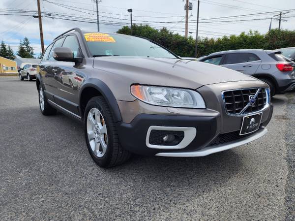 2009 Volvo XC70 3.2 - $6.995 (Seattle)63441712628355122