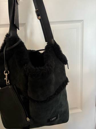 Black Leather-Suede Sheepskin Bag With Small Pouch 1