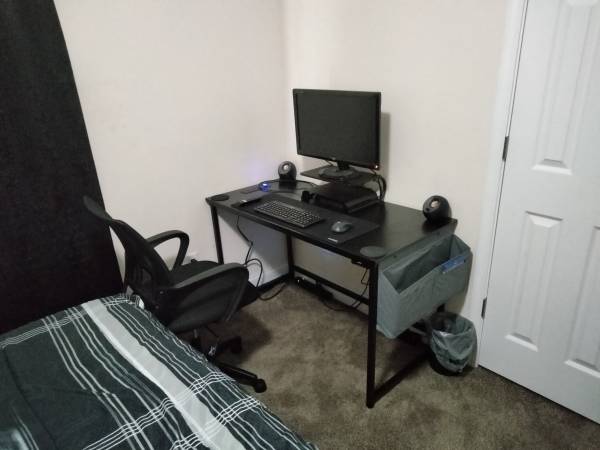 $800 / 3br - 1650ft2 - Furnished Room (Utilities Included) (North Charleston)64015947223169122