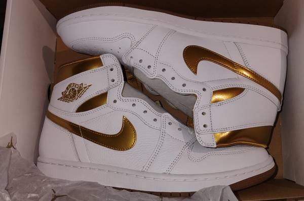 Nike Wmns Air Jordan 1