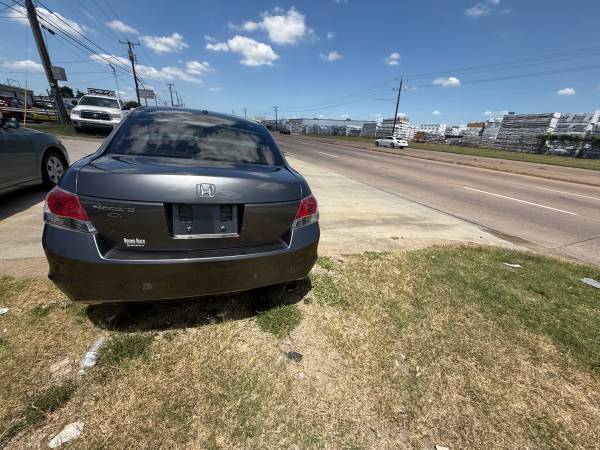 🚗 FOR SALE: 2009 Honda Accord – Reliable, Efficient, and Built to Las - $5,500 (Garland)63488649232131124