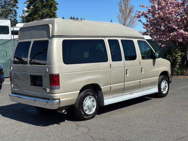 2008 Ford Econoline E350 Wheelchair Van - 78K MI / 1 OWNER/ 46 RECORDS - $19,991 (Wheelchair Van In Portland)63441451239041123