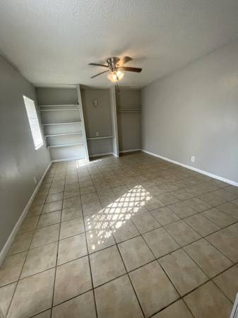 $699 / 2br - 628ft2 - 2 Bed + 1 Bath - Single level (Corpus Christi)64036541221634124