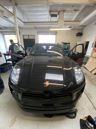 Mobile Windshield Repair & Replacement - Affordable, Same-Day Service 1