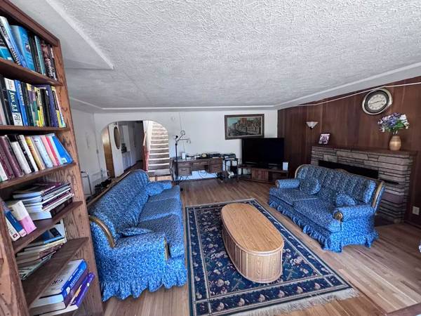$600 / 1br - Private Room Available in the desirable Cal Young Area! (Eugene)63977278858114121
