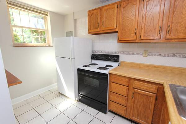 $1,449 / 1br - Garden 1BR at Regency Court! Garage Parking Available 📞 Call NOW (Shadyside, Pittsburgh)64013532011009123