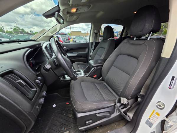 2017 Chevrolet Colorado 4x4 4WD - Photo 11