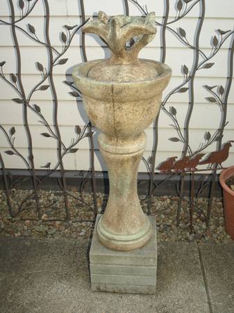 Massarellis # 3916 "3 Doves" Concrete Fountain 1