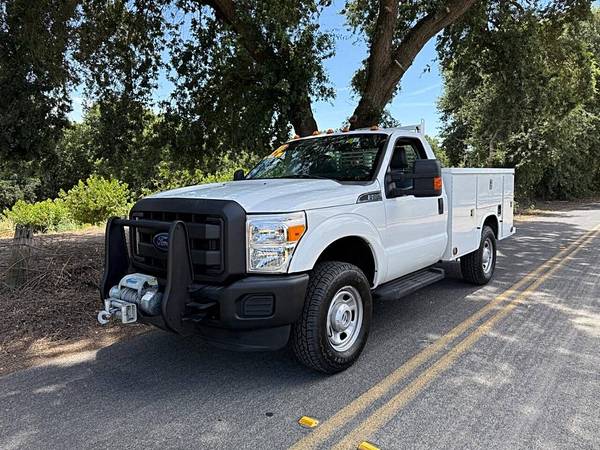 2014 Ford F-350 Super Duty XL 4x4 Cabina Regular de 2 puertas, Batalla de 141 pulgadas, SRW, Chasis - $25995,00 (sonoma)63469744644865122