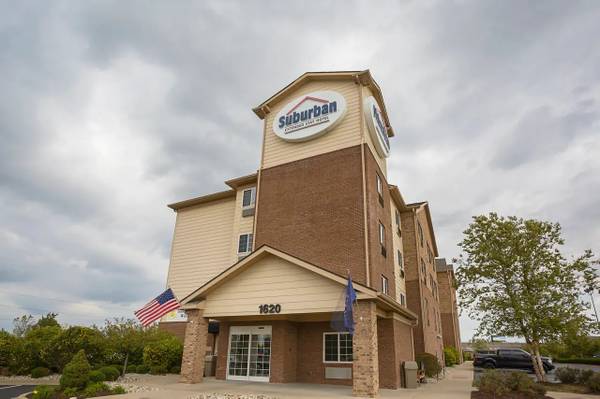 $1,499 / 1br - Limited Time Move-In Special - Rooms Going Fast, 1st Month Discount! (1620 Leisure Way, Clarksville, IN)64008826337665121