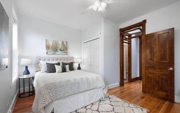 $1,700 / 2br - 1800ft2 - Brick patio and a deck in the back for your private entertaining. (Washington, DC)64040030789251123