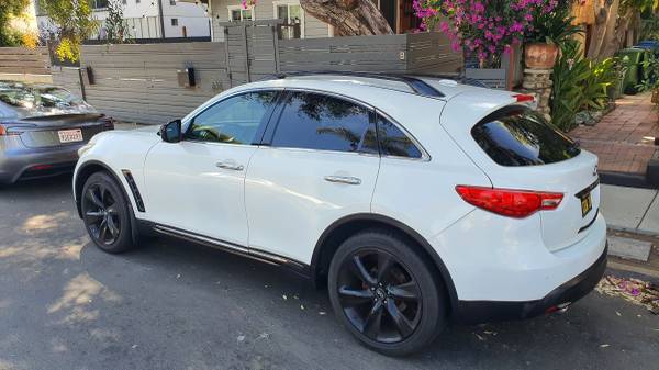 INFINITI QX70 SPORT - $16,650 (Venice)63623879761793120
