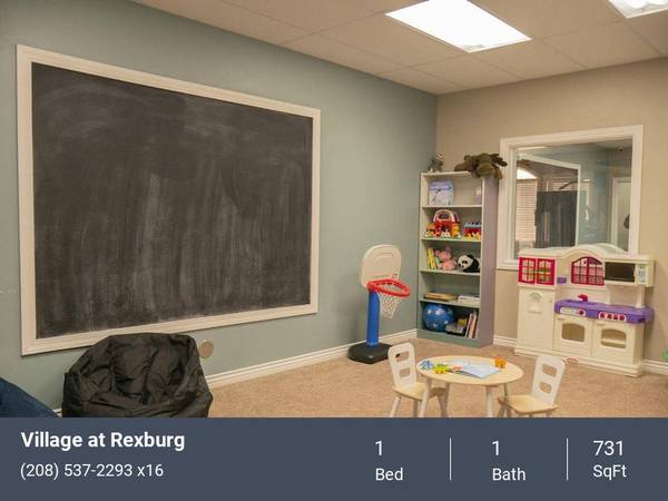 $1,010 / 1br - 731ft2 - Gardening Area, Comfortable Outdoor Seating, Reserved Parking Space (We are located on Pioneer Road.)63952520526467122