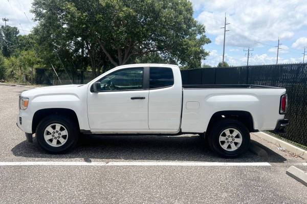 Camioneta pickup GMC Canyon Extended Cab 2016, 1 dueño - $10,000 (Largo)63443467996545121