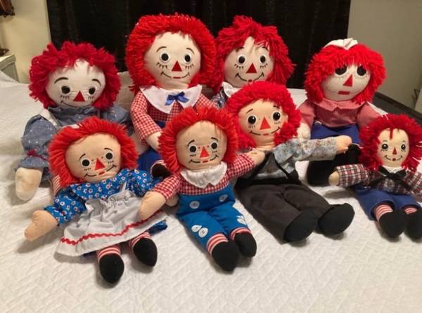 8 Raggedy Ann and Andys 1