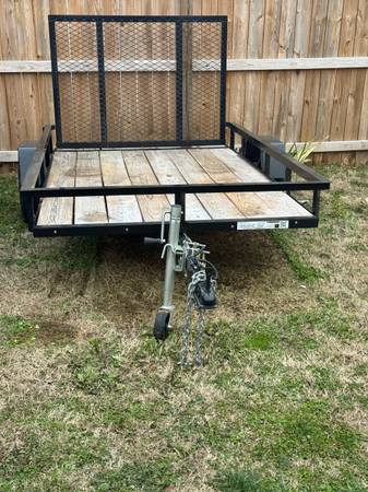 5X8 WOOD FLOOR PULL METAL TRAILER 1