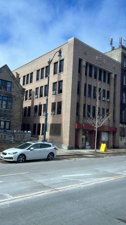 $300 / 100ft2 - BADGER BUILDING (Downtown Racine)63774369270147122
