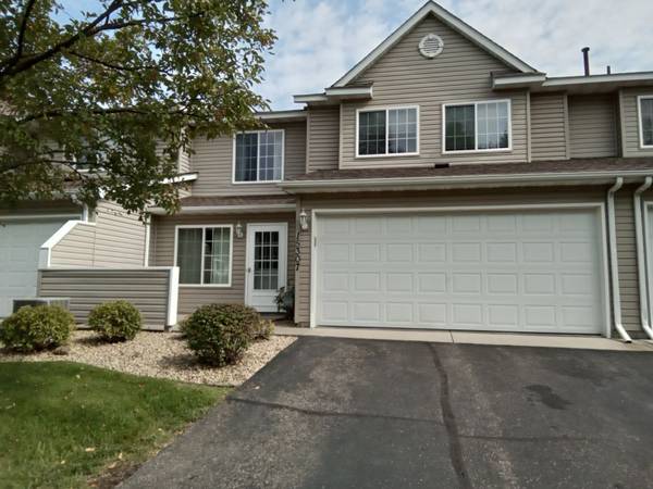 $1,950 / 3br - 1400ft2 - Beautifully Maintained 3 Bedroom, 3 Bath Town Home, Great Location (Ramsey)63868816083843120