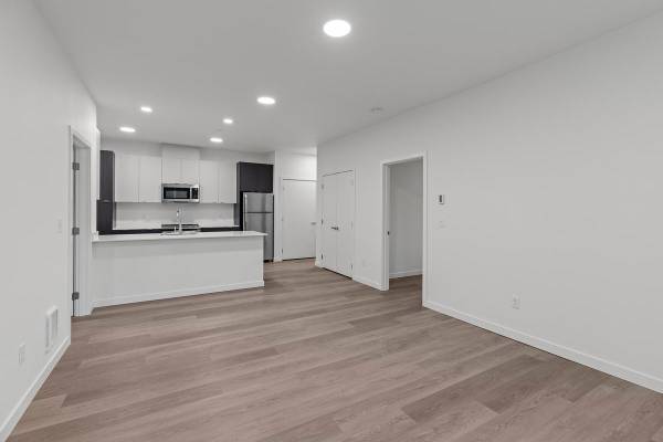 $1,995 / 1br - 821ft2 - Conference Room in Clubhouse, Clubhouse with Full Kitchen (Sumner)63688480115201120