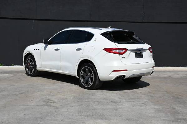 2017 Maserati Levante - ¡Llama ahora! - $8980.00 (Miami, FL)63502047285633123