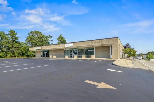 $2,500 / 5000ft2 - 5,000 SF of versatile basement space for warehousing or distribution (Amherst)63931656372866121