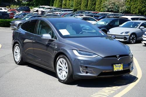 2018 Tesla Model X 75D - $27,000 (edmonds)63624395703425122