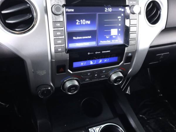 2020 Toyota TUNDRA 4WD SR5 - Photo 15