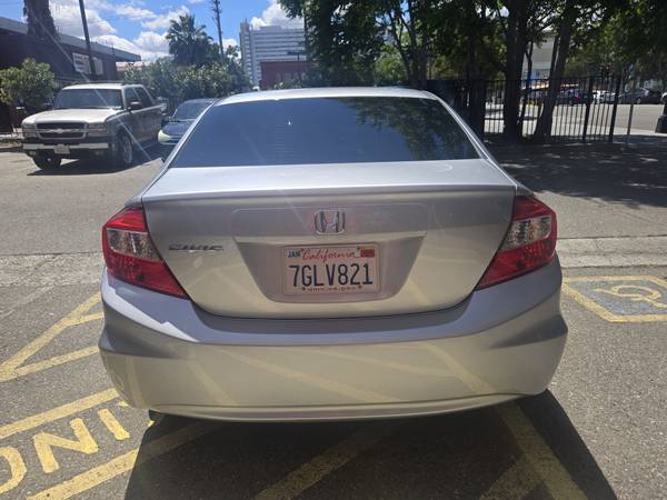 2012 Honda Civic With Low Miles. Extra Clean Clean Title - $7,995 (san jose west)63654703745283123