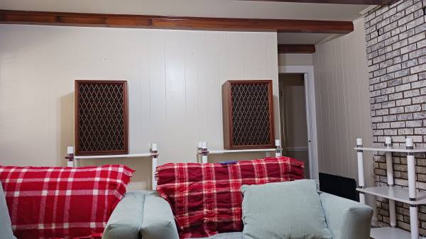 80 watt Pioneer CS-63DX great wood cabinet speaker pair (2) 1