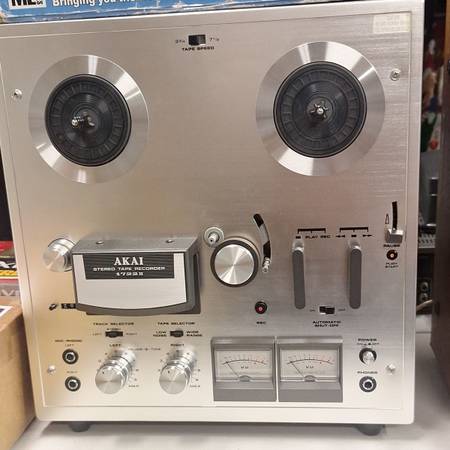 AKAI 1722 11 1