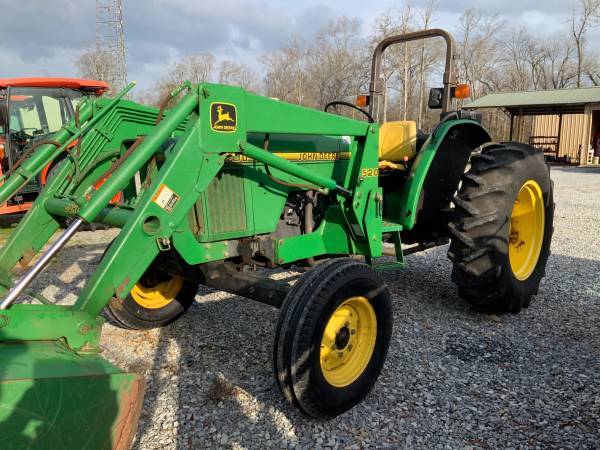 John Deere 5200 - 2wd w/ Loader 1