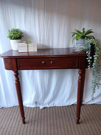 Gorgeous Sidetable for Sale 1