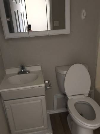 $795 / 1br - $795/1Dormitorio/Apartamentos Reagan Road INCLUYE AGUA (Beeville)64036535526145120
