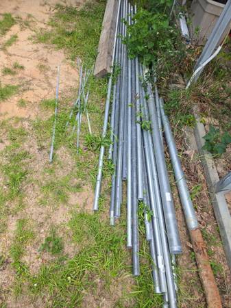 4 ft Chain Link Fence with Runner poles, Caps etc. 1