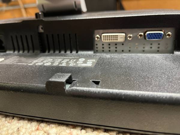 Monitor Dell de 22 pulgadas - $40 (Waukesha)63470464984065121