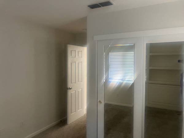 $975 / 4br - Habitación hermosa en Green Valley en alquiler (fairfield / vacaville)63668045086593123