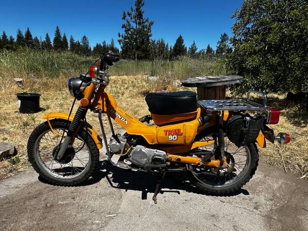 Honda ct90 1