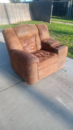 Recliner 1