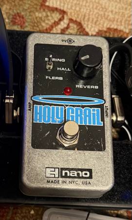 Eectro Harmonix EHX Holy Grail Nano reverb 1