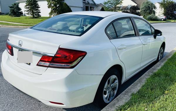2015 Honda Civic LX, 138k - $11,000 (Harrisburg)63477786963459123