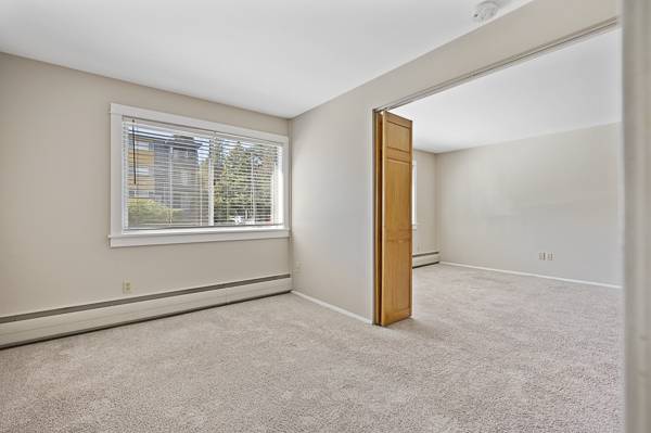 $1,670 / 1br - 462ft2 - The Charlemagne Apartments-1 Bed/1 Bath Apartment (N. Beacon Hill)63838110395139124